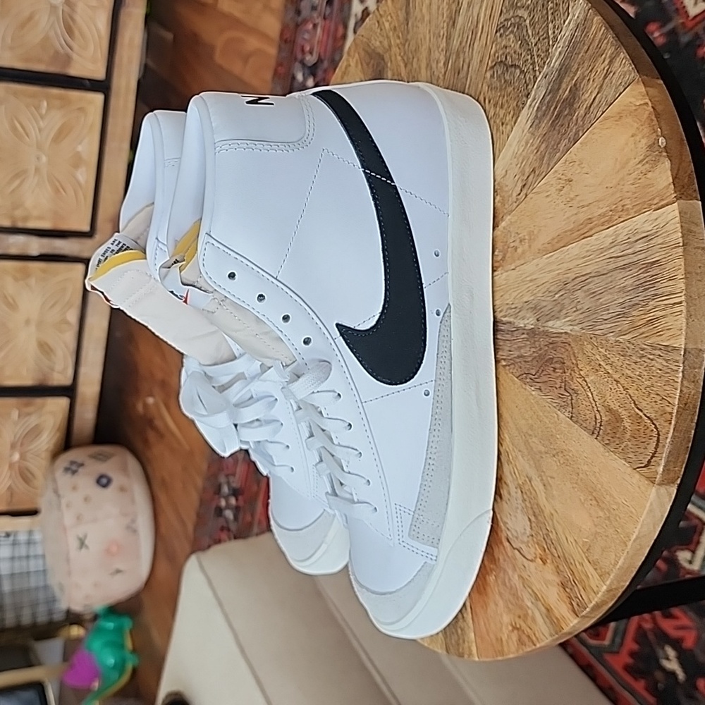 Nike Blazer Mid '77